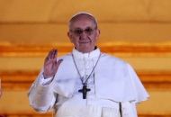 Le istituzioni salernitane rendono omaggio al nuovo papa Francesco I