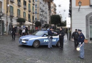 Arrestati quattro pregiudicati napoletani. Tentavano di forzare l'ingresso di un bar