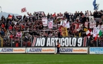 Arrestati otto tifosi della Salernitana al termine della partita contro l'Aprilia