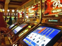 Scoperti videopoker illegali in un circolo ricreativo